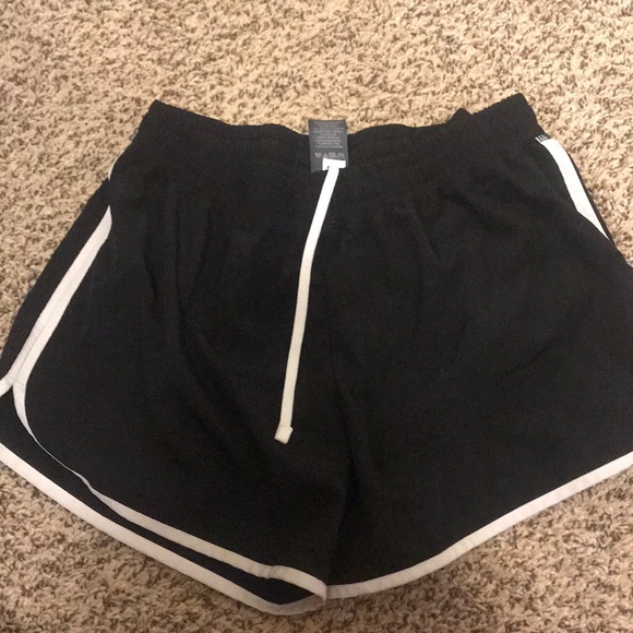 nike 8 inch shorts
